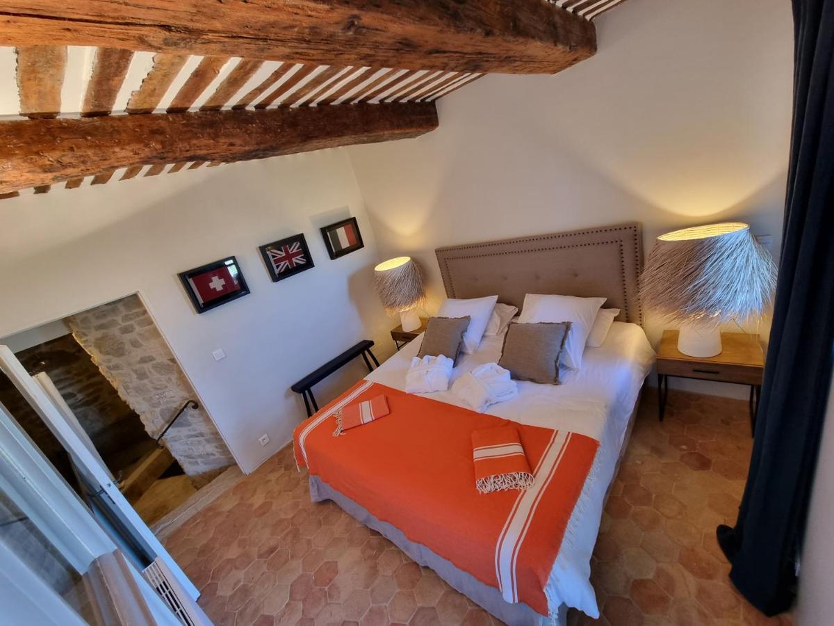 Maison Au Centre Du Village De Gordes Avec Vue Incroyable 外观 照片